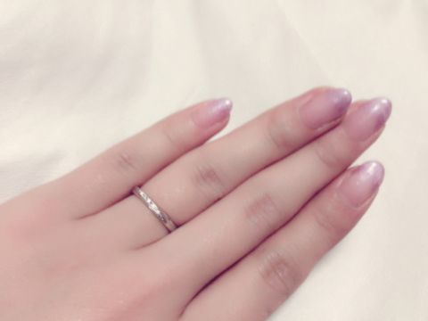 【GALA JEWELRY(ガラジュエリー)の口コミ】 夫婦揃ってイメージ通りのデザインだったことと、その中でも旦那が希望し…
