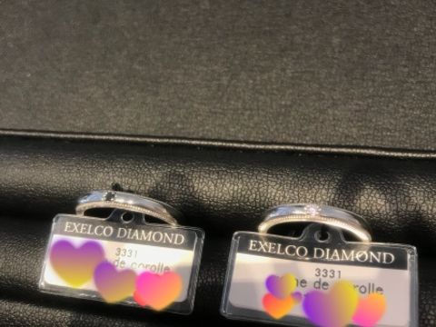 【エクセルコダイヤモンド(EXELCO DIAMOND)の口コミ】 ミル打ちがとてもきれいです。真ん中にあるダイヤモンドもキラキラ輝き、…