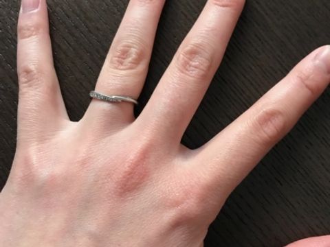 【俄(にわか)の口コミ】 特にブランドのこだわりはありませんでしたが、婚約指輪に俄の指輪を頂い…