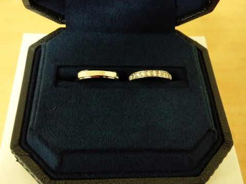 【ROYAL ASSCHER(ロイヤル・アッシャー)の口コミ】 エタニティリングかシンプルなものかで悩みましたが、輝きが保たれるのは…