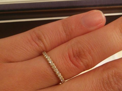 【俄(にわか)の口コミ】 にわかの指輪全体に思ったのは、着け心地が良いという事です。
ことほぎに…