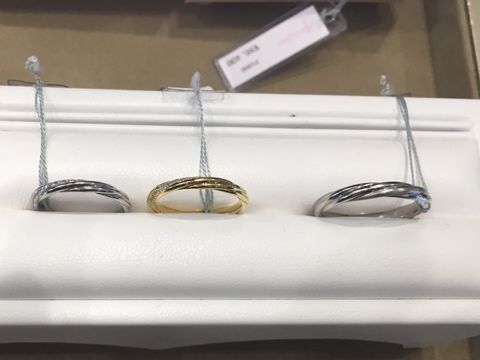 【BRIDGE(ブリッジ)の口コミ】 リングがねじって作られているようで、ロープのようなデザインです。とて…