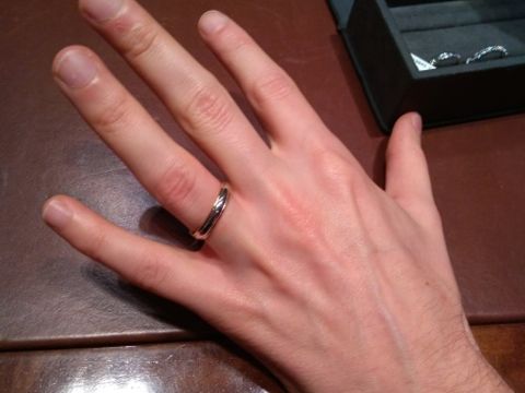 【ティファニー(Tiffany & Co.)の口コミ】 男性物の結婚指輪で、プラチナとゴールドのコンビを探していたところ、テ…