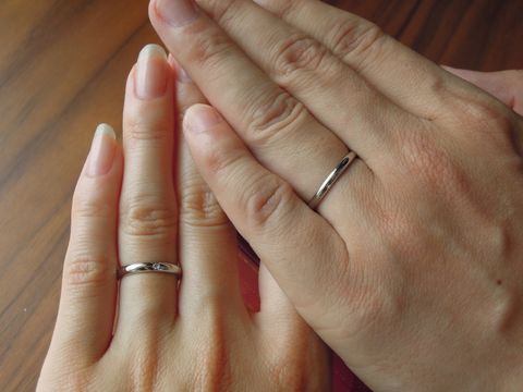 【カルティエ(Cartier)の口コミ】 長く毎日付けるものであり、他人からも目に止まるものでもありますのでそ…