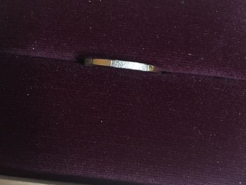 【ichi(イチ)の口コミ】 独特なデザインです。

初めからゴツゴツした部分があるので
使用していく…