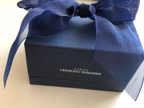 【銀座ダイヤモンドシライシの口コミ】 気になるデザインを１人ずつそれぞれ提案してもらっていたのですが、旦那…