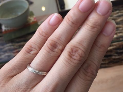 【杢目金屋(もくめがねや)の口コミ】 春の挙式で桜をテーマにしたかった為、桜のデザイン·テーマの指輪…