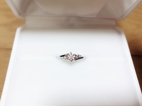 【カオキ　ダイヤモンド専門卸直営店の口コミ】 ダイヤモンドの卸ということで、良いものを安く購入することが出来ました…