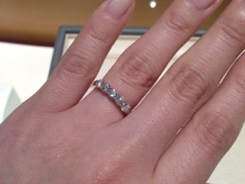 【MIKIMOTO(ミキモト)の口コミ】 数日に渡り、様々なブランドで多様なタイプの指輪を試着検討していたので…