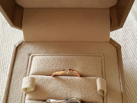 【TRECENTI(トレセンテ)の口コミ】 カラーストーンが入るデザインで探していて、こちらの指輪がピンクダイヤ…