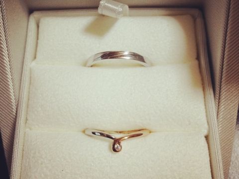 【ENUOVE(イノーヴェ)の口コミ】 大好きなディズニーとコラボしていて、'ミッキーとミニーが尻尾で手…