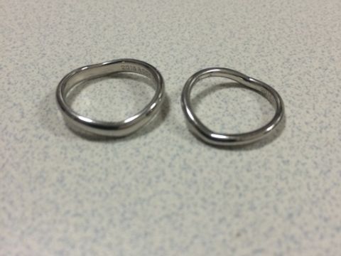 【ケイウノ ブライダル(K.UNO BRIDAL)の口コミ】 先に購入を決めた婚約指輪と重ね付けできるデザインのものを探していまし…