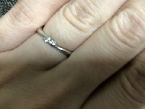 【A・D・A(エー・ディー・エー)の口コミ】 一目惚れで買いました。しかし、男性のものと好みが違い、ペアにはなりま…