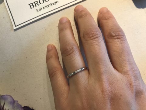【TASAKI(タサキ)の口コミ】 こちらの指輪は細めが多く、つけても違和感がなく楽だった。またダイヤも…