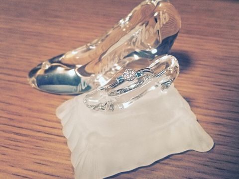 【J.C.BAR(ジェーシーバール)の口コミ】 昨年の10月頃に頂きました。上から見るとダイヤから薄い水色のブルーダイ…