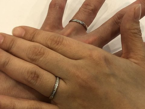 【L'or(ロル)の口コミ】 説明を聞いて品質の良さはわかりました。希望通りのハーフエタニティでし…