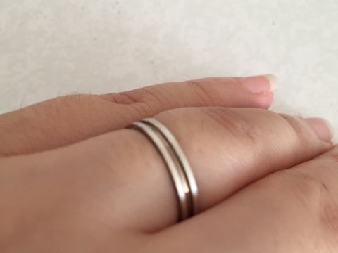 【Mr.MONDIAM & Ms.APHRODITE(ミスターモンディアムアンドミスアフロディーテ)の口コミ】 この指輪の決め手は何より夫が気に入ったからでした。婚約指輪も同じお店…