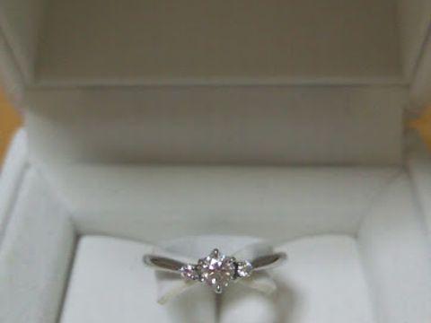 【STAR JEWELRY(スタージュエリー)の口コミ】 交際中からＳＴＡＲ　ＪＥＷＥＬＲＹが好きで、婚約指輪は絶対ＳＴＡＲ　…