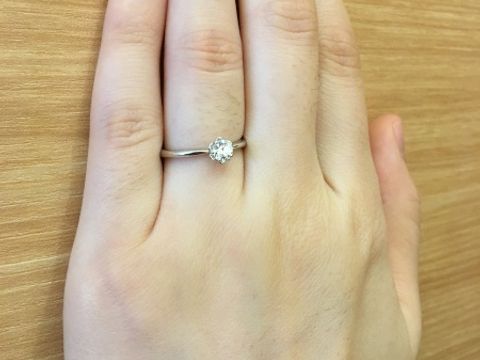 【JEWELRY  KAMATA(ジュエリーかまた)の口コミ】 お花のデザインに一目惚れでした！他の花嫁さんとあまり被りたくなかった…