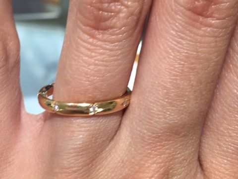 【STAR JEWELRY(スタージュエリー)の口コミ】 スタージュエリーオリジナルのデザインです。はじめてみました。女性側の…