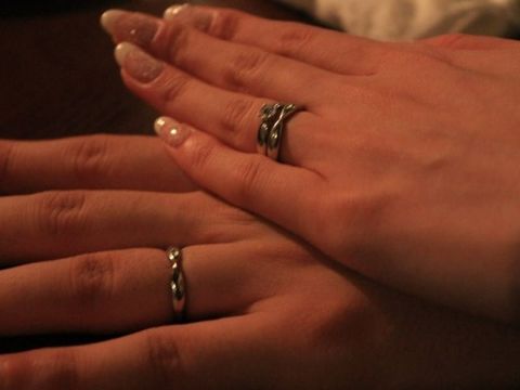 【ティファニー(Tiffany & Co.)の口コミ】 彼がサプライズで選んでくれた婚約指輪がハーモニーでした。なので同じハ…