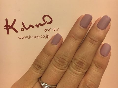 【ケイウノ ブライダル(K.UNO BRIDAL)の口コミ】 婚約指輪は結婚指輪と重ね付けができること、長く付け続けられることを重…
