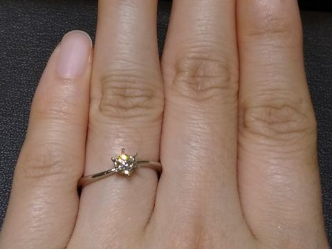 【ラザール ダイヤモンド(LAZARE DIAMOND)の口コミ】 東京で2回試着しに行き、最終的に引っ越した先に近い店舗で購入しました。…