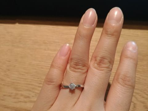 【ith(イズ)の口コミ】 サンプルの指輪はすべて見るのが大変なくらい、どのブランドよりも多いと…