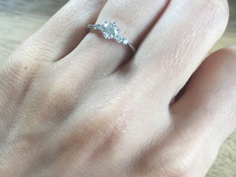 【ヴァンドーム青山(VENDOME AOYAMA)の口コミ】 店頭で見た時に一目惚れしました！最初はあまりダイアが付いていない、シ…