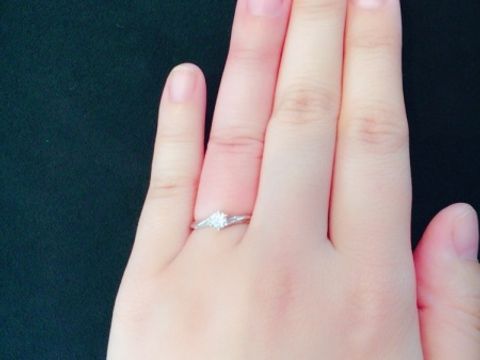 【BAUM(バーム)の口コミ】 指輪だけを見た時は、指が細く見えそうで好きなデザインだったのですが、…