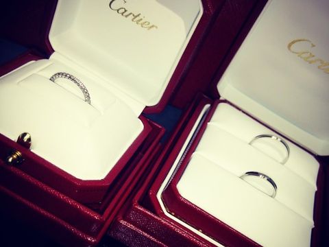 【カルティエ(Cartier)の口コミ】 旦那さんいわく「普段使いの出来る指輪」というのが決め手だったようで、…