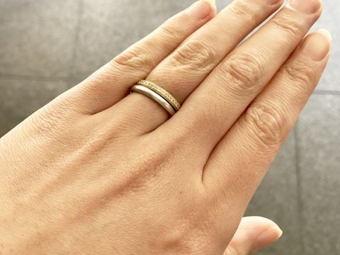 【ジュエリーハンズGOSHOの口コミ】 婚約指輪を注文させていただいたお店で結婚指輪も注文させていただきまし…