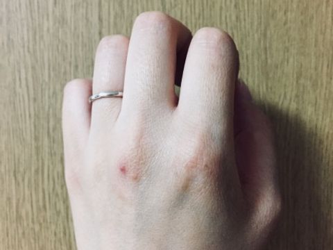 【アイプリモ(I-PRIMO)の口コミ】 沢山指輪の種類があって、すごく迷っていました。シンプルで細めな指輪を…