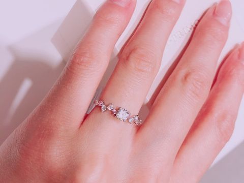 【アイプリモ(I-PRIMO)の口コミ】 彼が私のことを考えながら、選んでくれたリングです。
ネットで見てて似合…