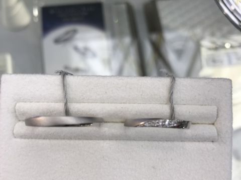 【festaria bijou SOPHIA(フェスタリア ビジュソフィア)の口コミ】 ダイヤモンドが流れるように配置されており、名前の通り天の川のように見…