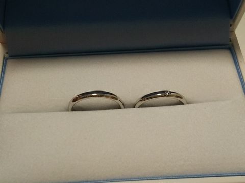 【GALA JEWELRY(ガラジュエリー)の口コミ】 結婚式がキャンペーンで当選し、結婚指輪も急いで探してました。シンプル…