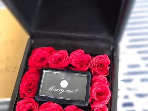 【エクセルコダイヤモンド(EXELCO DIAMOND)の口コミ】 彼にサプライズプロポーズでいただきました。指輪のサイズを教えていなか…