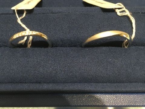 【MAISON JEWELL(メゾンジュエル)の口コミ】 ねじれがはいりおしゃれな指輪だった！
ダイヤモンドの数も派手すぎずちょ…