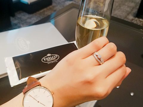 【エクセルコダイヤモンド(EXELCO DIAMOND)の口コミ】 セットリングですが一緒につけなくても婚約指輪だけでも結婚指輪だけでも…