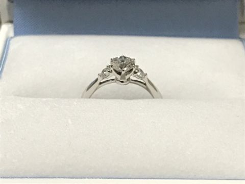 【GALA JEWELRY(ガラジュエリー)の口コミ】 指が短いので、リングに幅があるものがあまり似合わなかったのですが、ガ…