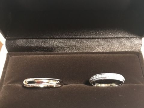 【アイプリモ(I-PRIMO)の口コミ】 婚約指輪とのデザインの相性が可愛いかったのと旦那さんの指輪のデザイン…