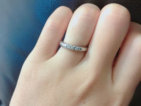 【MIKIMOTO(ミキモト)の口コミ】 ダイヤが入って豪華に見えるものを探していました。
他のブランドはひとつ…