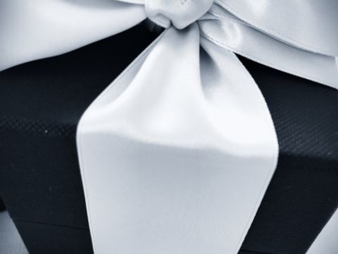 【エクセルコダイヤモンド(EXELCO DIAMOND)の口コミ】 フェアで見て、一目惚れしたボヌールでした。
曲線美とミル打ちのバランス…