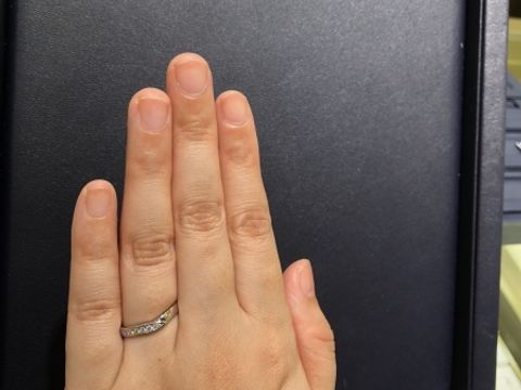 【ROYAL ASSCHER(ロイヤル・アッシャー)の口コミ】 とにかくつけ心地がよかったです。指に馴染んで、つけてないような感じで…