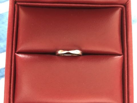 【ティファニー(Tiffany & Co.)の口コミ】 結婚指輪は昔から憧れていたティファニーにしようと決めていました。ダイ…