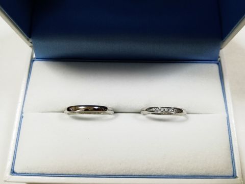 【GALA JEWELRY(ガラジュエリー)の口コミ】 最初はダイヤの付いていないシンプルな物にしようと思いましたが、実際見…