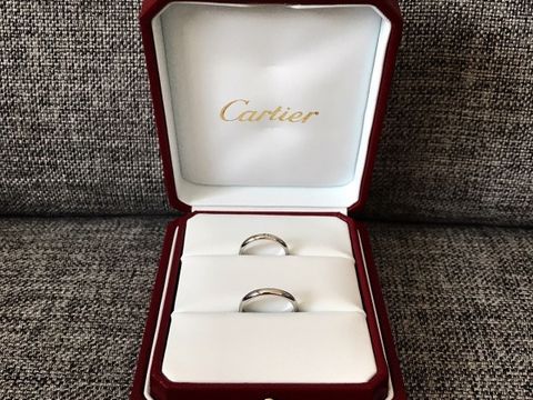 【カルティエ(Cartier)の口コミ】 エンゲージリングをカルティエにしていたので、マリッジリングは同じブラ…