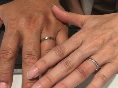 【アイプリモ(I-PRIMO)の口コミ】 現在持っているエンゲージリングとセットで合いそうなデザインでした。鍛…