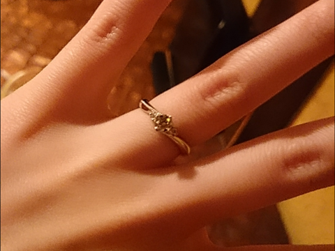 【アイプリモ(I-PRIMO)の口コミ】 着け心地が良く、軽くて普段指輪に慣れていない私でもすんなり指に馴染み…