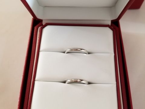 【カルティエ(Cartier)の口コミ】 彼と購入の際、プラチナでシンプルなもの、同じシリーズそして歴史のある…